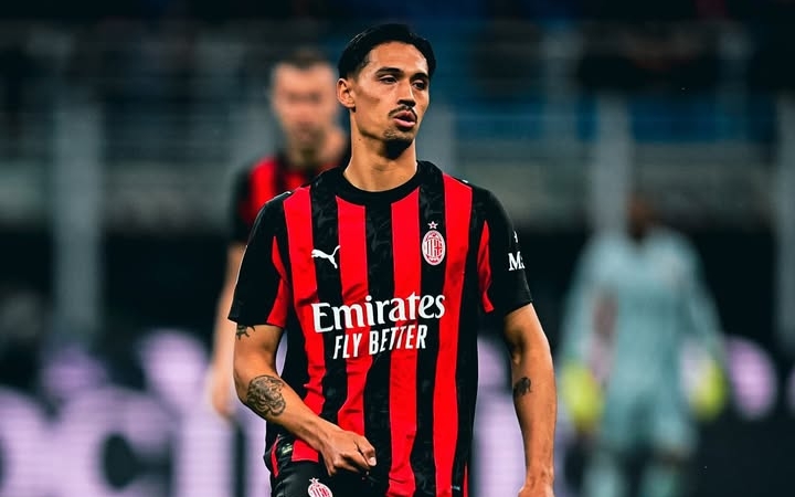 PINDAH KLUB: Tijjani Reijnders gelandang AC Milan yang punya darah Maluku, Indonesia memilih Man City sebagai pelabuhan selanjutnya.