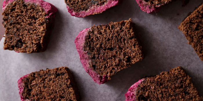 Ilustrasi brownies ubi ungu (freepik).