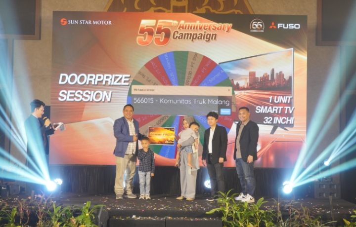 MERIAH: Mitsubishi Fuso merayakan 55 tahun kiprahnya di Tanah Air dengan menggelar kampanye spesial bertajuk Fuso Gebyar 55 Tahun Anniversary Campaign.