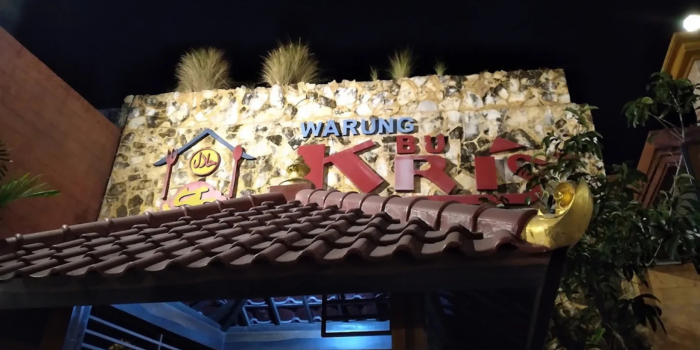 Warung Bu Kris Ciliwung Malang (Angelina Helen).