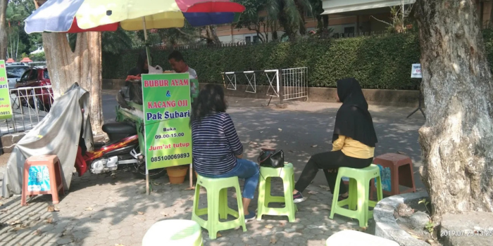 Bubur Ayam & Kacang Ijo Pak Subari (Ibnu Supriyo).
