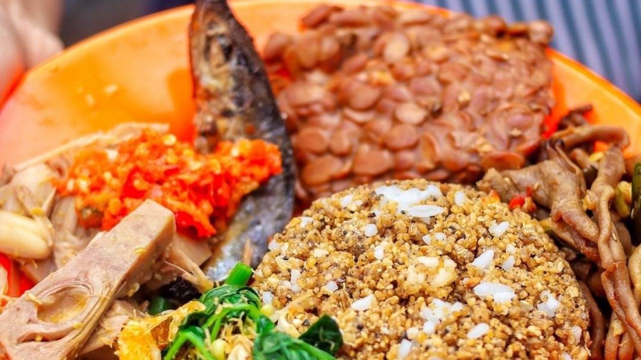 Ilustrasi. Nasi Tiwul kuliner legendaris yang kemabli dicari-cari. (viva banyuwangi)