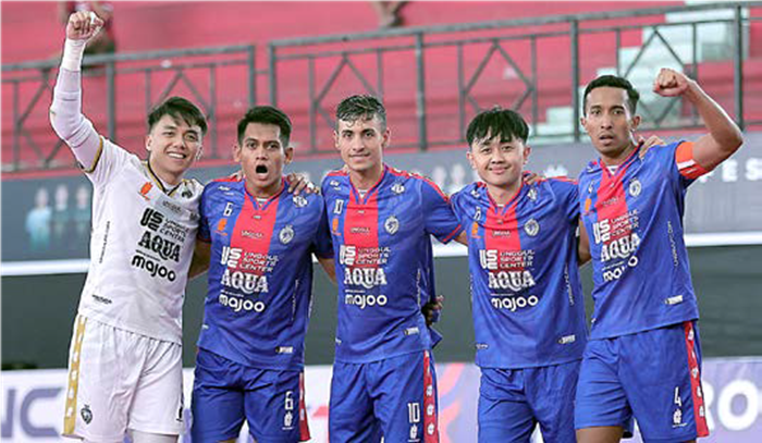 MODA L BAGUS: Para Penggawa Unggul FC Malang merayakan gol ke gawang Sadakata United dalam laga PFL babak reguler pada 22 Juni lalu.