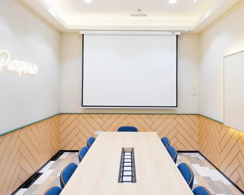 Suasana kegiatan di coworking space yang menjadi pusat kolaborasi dan inovasi