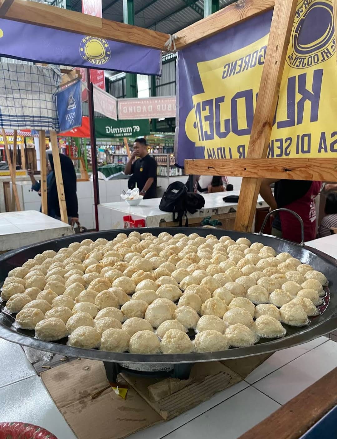 VIRAL: Bakso Goreng Pasar Klojen Malang ini wajib kamu coba!