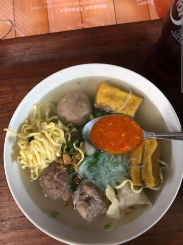 MANTULL: Ilustrasi bakso yang ada di Malang