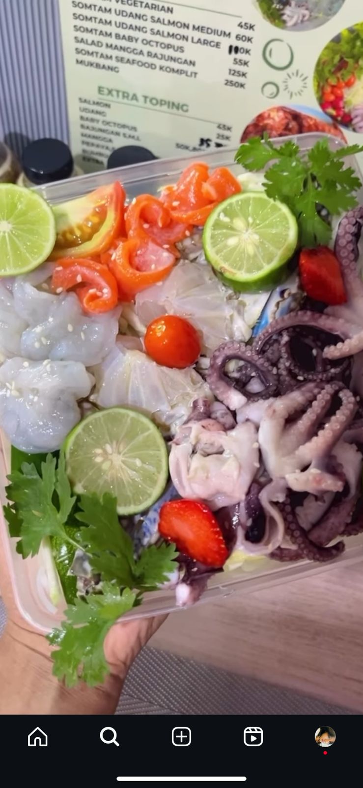 Khas Thailand: makanan segar, gurih, pedas dan lezat Somtam