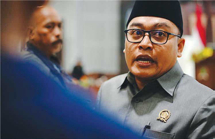 Pansus RPJMD Targetkan Pendapatan Daerah Capai Rp 4 T.