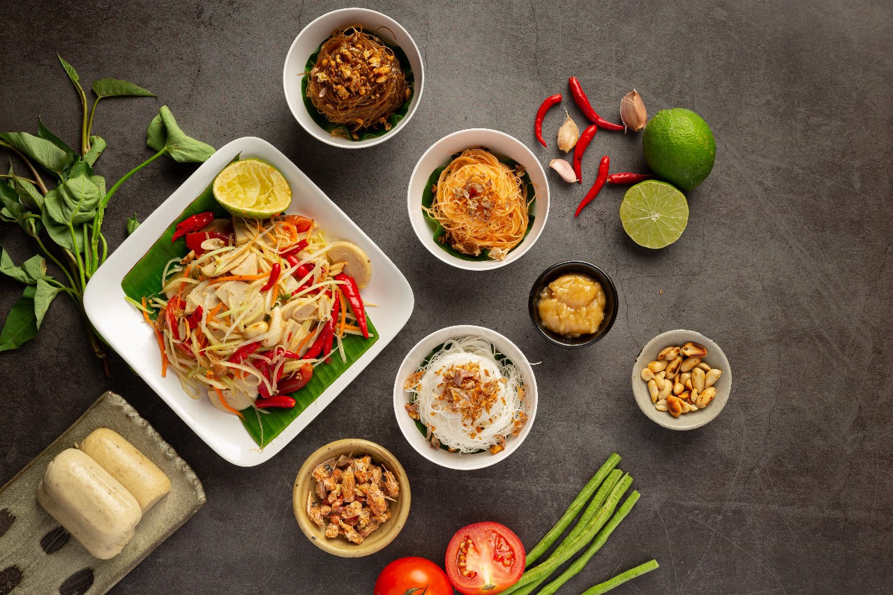 Lima restoran Thailand ini jadi pilihan tepat untuk pencinta kuliner khas Negeri Gajah Putih di Malang autentik, kaya rempah, dan menggugah selera.