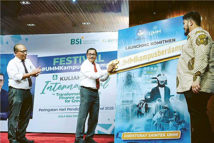 BERDAMPAK: Rektor UMM meluncurkan Direktorat Saintek, sebagai langkah komitmen UMM untuk mendukung inovasi sains dan teknologi yang mampu memberi dampak kepada masyarakat sejalan dengan kampus berdamp