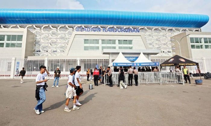 SIAP JAMU LAWAN: Suasana di ring dua Stadion Kanjuruhan jelang laga Arema FC melawan Persik Kediri di BRI Liga 1 2024/2025 beberapa waktu lalu.