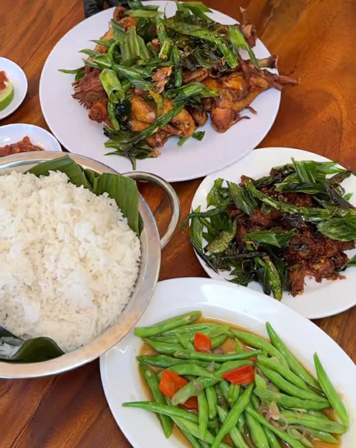 MENGGODA SELERA: Ramlah Spesial Ayam Tangkap merupakan salah satu rekomendasi makanan khas Aceh yang ada di Malang dengan cita rasa yang&nbsp;enak&nbsp;dan&nbsp;khas