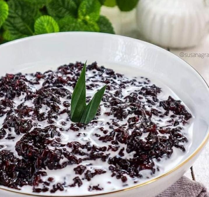 MANTULL: Rekomendasi bubur ketan hitam di Malang yang bisa menghangatkan badan dan hati