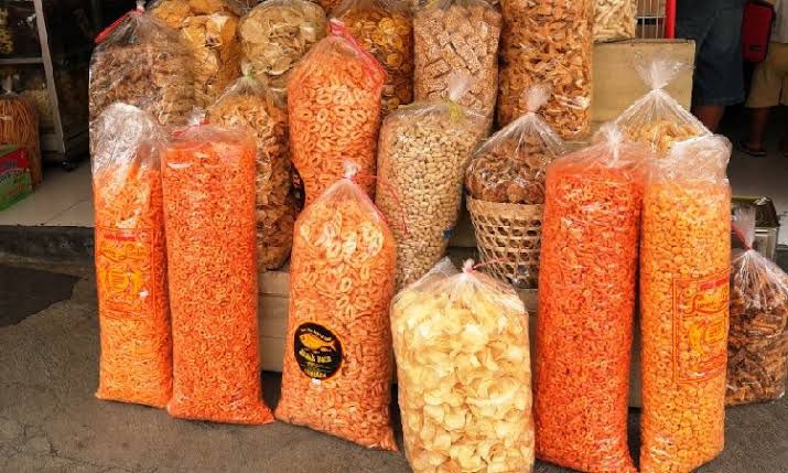 MURAH: Jajanan kiloan yang ramah kantong