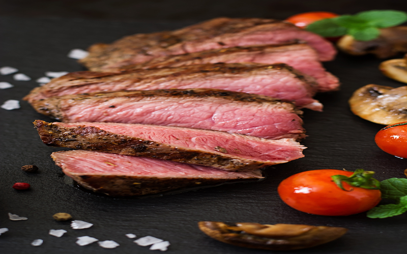MELTY: Steak dengan sayuran