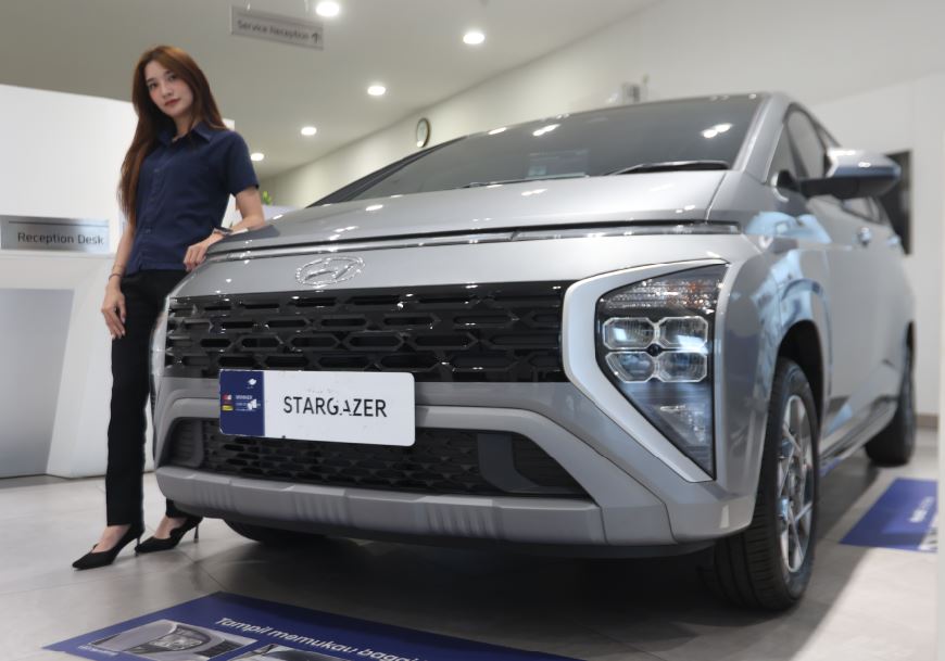 PENJUALAN BELUM NORMAL: Hyundai Stargazer jadi salah satu varian favorit di diler Hyundai Malang.