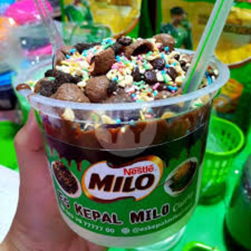 POPULER: Es kepal milo yang sedap dimakannsaat siang hari