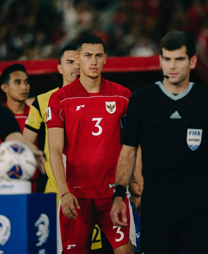 RUMOR TRANSFER: Fabrizio Romano bocorkan bahwasanya Jay Idzes diincar oleh&nbsp;3&nbsp;tim&nbsp;Serie&nbsp;A