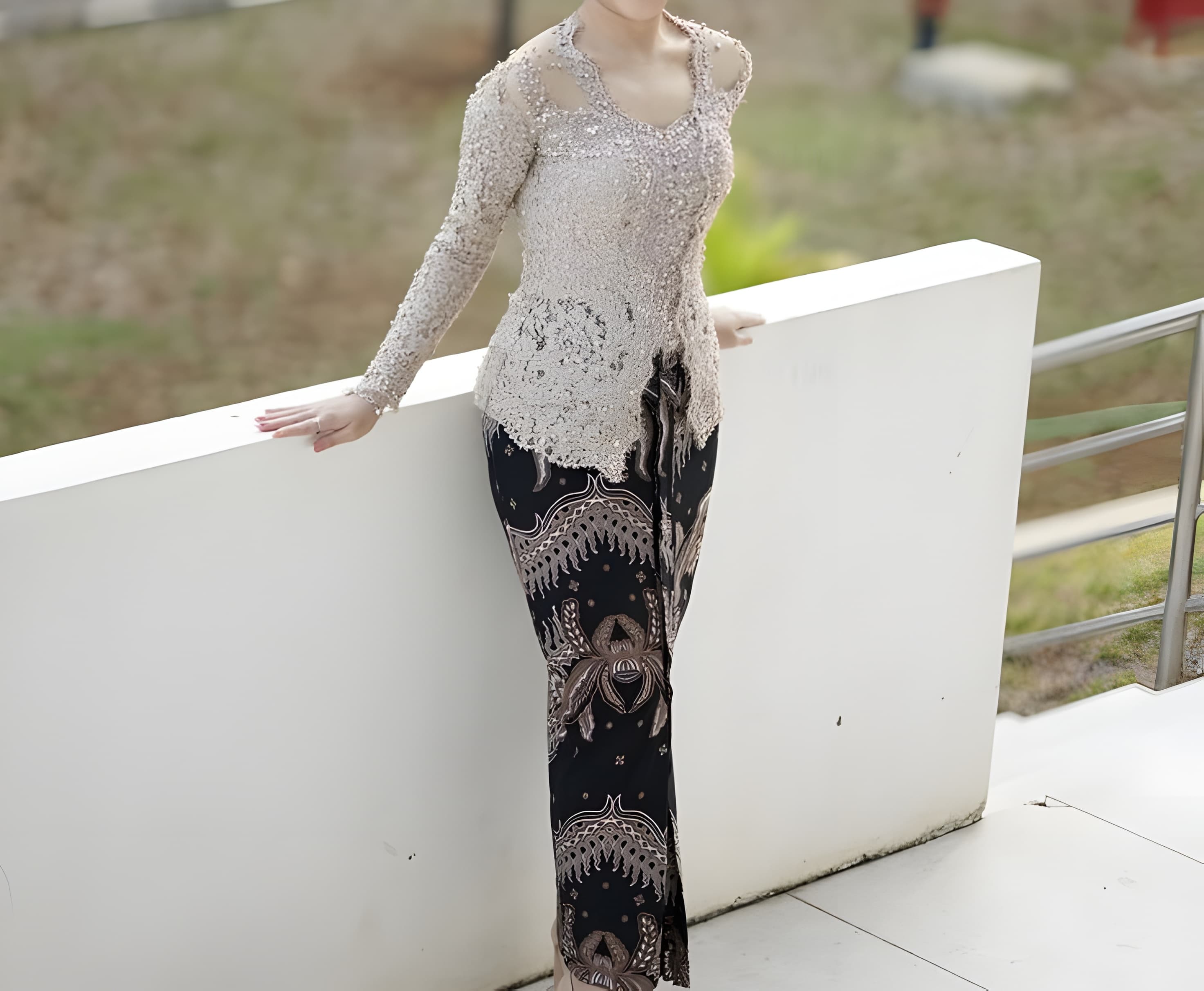 MEMESONA: Kebaya anggun dari Ewardrobe ini cocok untuk berbagai acara penting di Malang