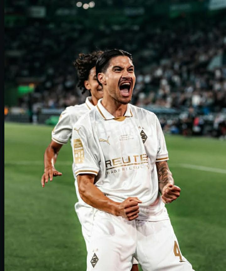 TOP: Pertandingan debut Kevin Diks langsung bersinar sehingga membuat pujian dari pelatih Borussia&nbsp;Monchengladbagh