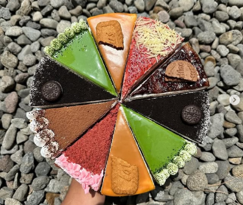 LEZAT: Mille crepes, kue lembut asal Prancis yang terdiri dari lapisan krep tipis dan olesan krim lembut.