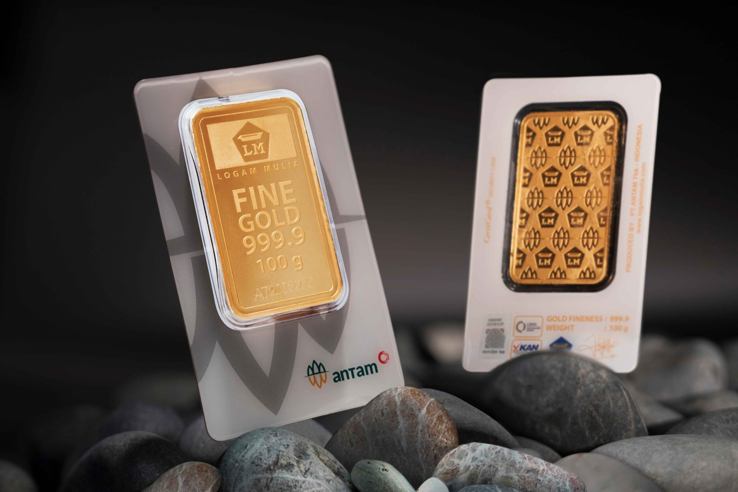 Harga emas Antam bertahan, tapi nilai buyback melonjak. Peluang cuan bagi yang mau jual emas hari ini!