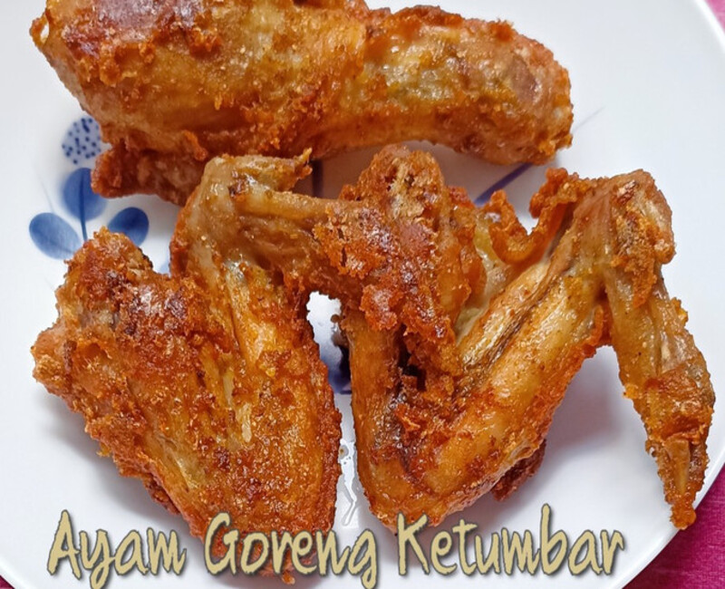 RENYAH: Ayam goreng ketumber lezat dan gurih