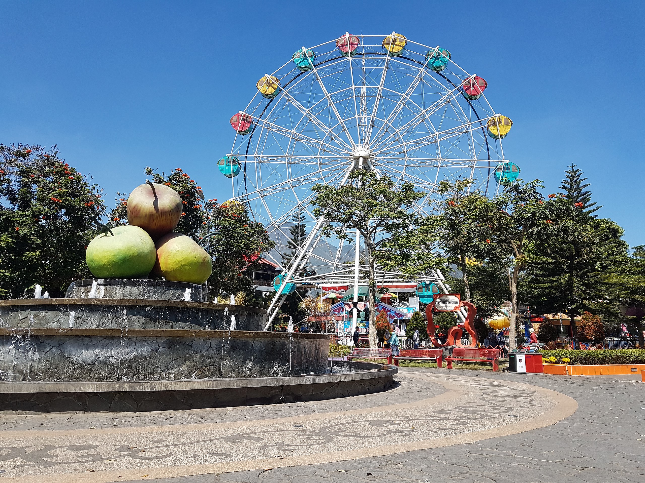 TAMAN BATU: Top Rekomendasi di Kota Batu