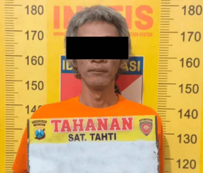 TERANCAM PENJARA: Warga Tumpang berinisial AM diamankan anggota Satresnarkoba Polres Malang karena menanam ganja dan mengedarkan sabu-sabu.