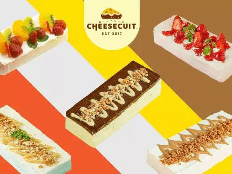 GURIH MANIS: Cheese cream dengan kue cracker enak
