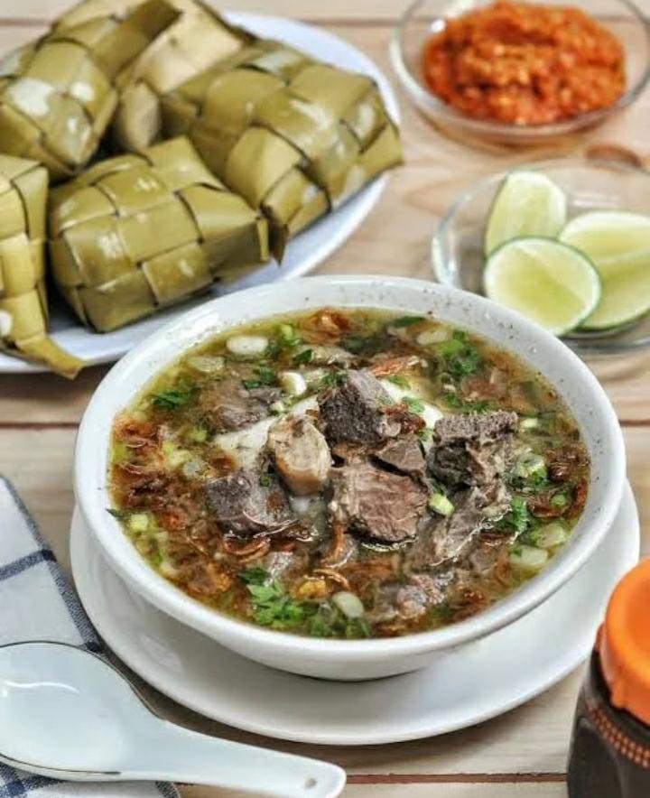 LEZAT: Coto Makassar Widodaren, salah satu rekomendasi spot cotto Makassar di Malang yang buat&nbsp;kamu&nbsp;Ketagihan
