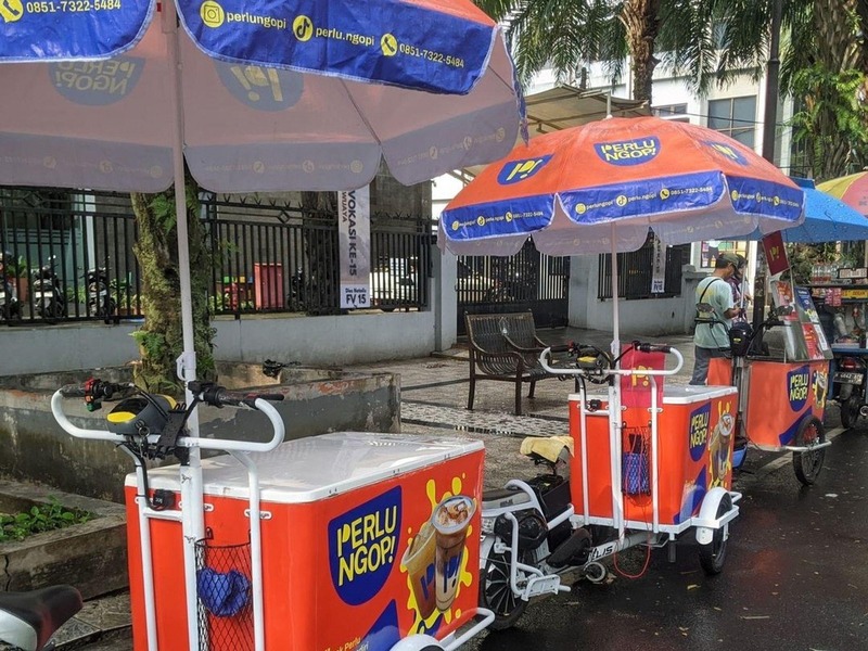 MURAH DAN HEMAT: Kopi keliling yang gampang ditemukan dimana-mana