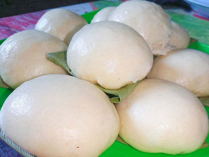 KENYANG: Bakpao jumbo di Malang hadir dengan isian melimpah dan harga terjangkau, cocok untuk camilan atau pengganjal perut