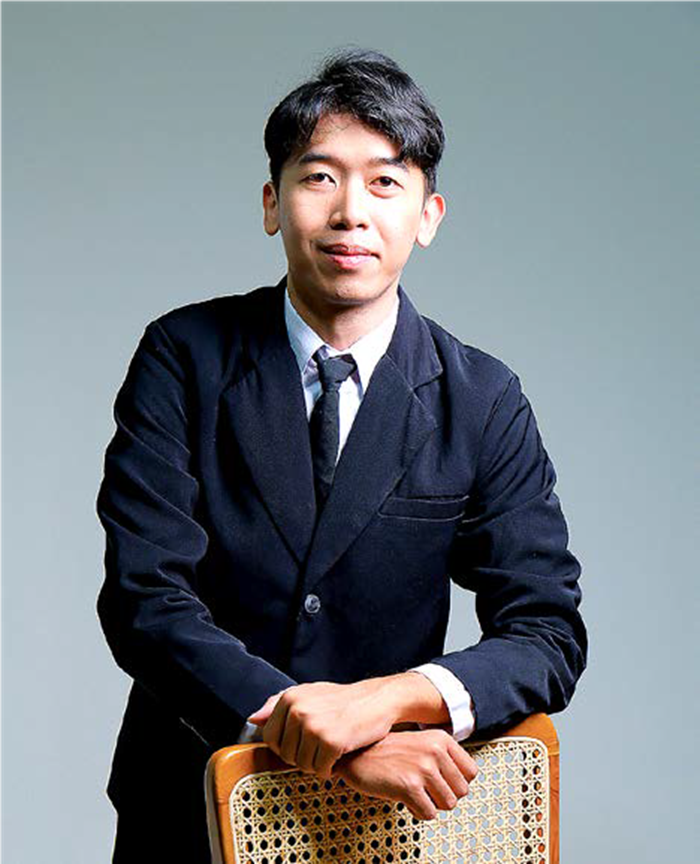 Fikri Ardiansyah.