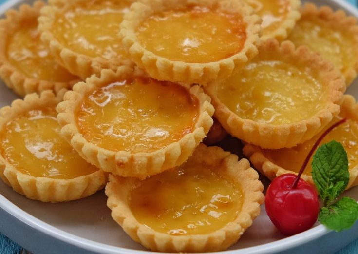MANIS: Pie susu dengan kulit renyah dan isian lembut jadi camilan favorit yang bisa kamu temukan di Malang