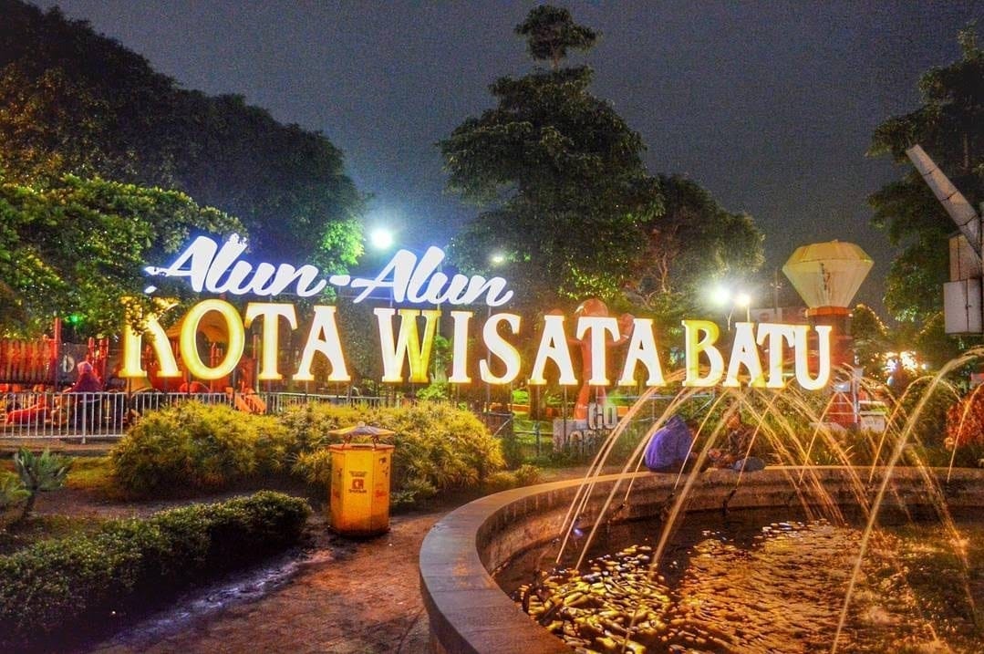 Alun-Alun Kota Wisata Batu
