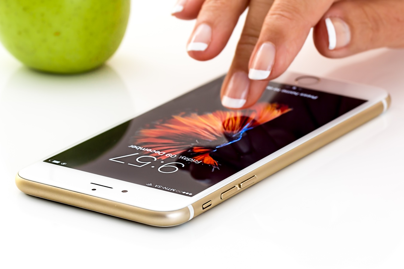 PERAWATAN: Demi Menjaga Smartphone tetap Prima Berikut Tips and Trick-nya
