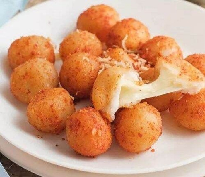 RESEP UNIK: Cimol isi Keju Camilan Renyah di Luar, Lumer di Dalam yang Cocok Temani Santai