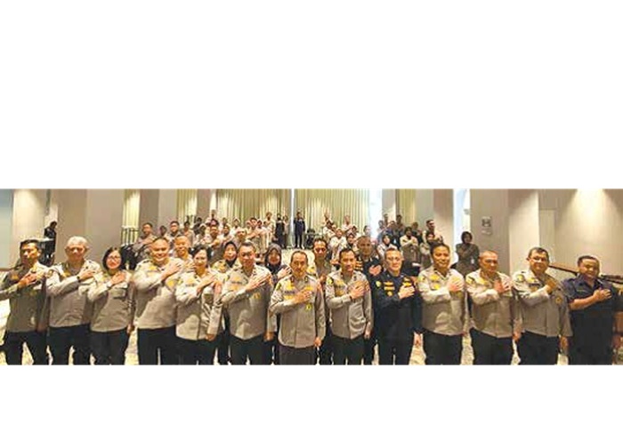 TINGKATKAN KUA LITAS: Personel Polri menjalani pelatihan Ante Mortem DVI di Swissbell Hotel, Jakarta, kemarin.