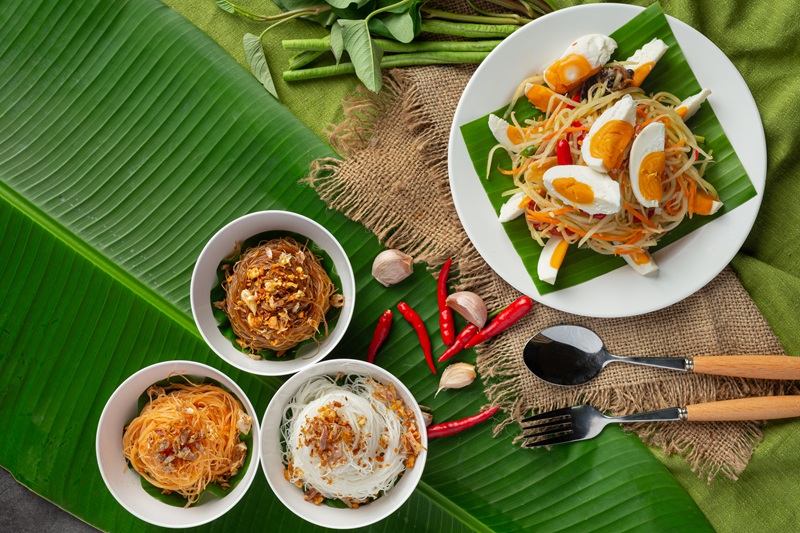 NIKMAT LEZAT: Surganya Kuliner Anak Kos di Sigura-gura Malang