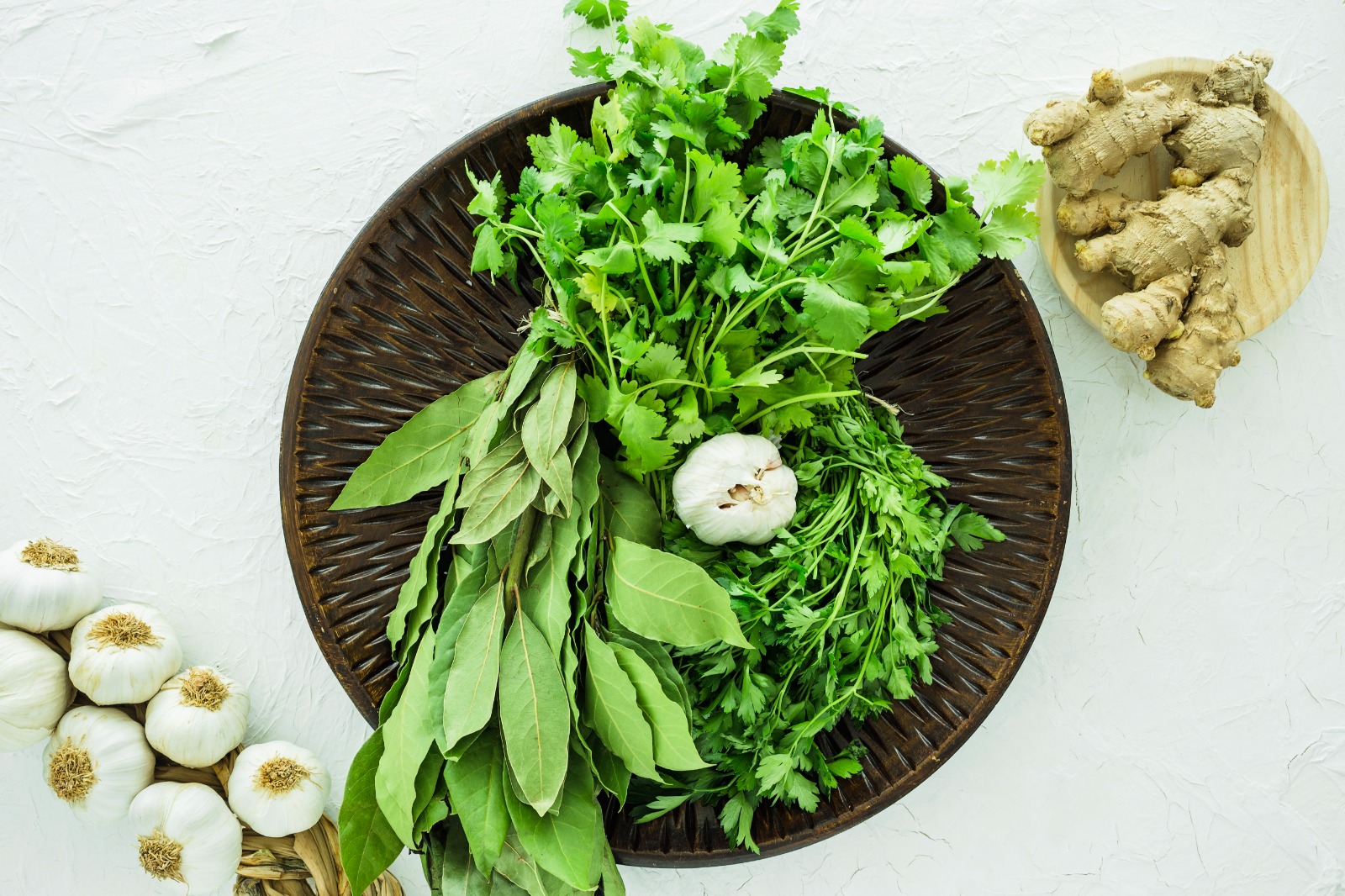 ALAMI: Obat-obat herbal lebih alami dan bebas dari bahan kimia.