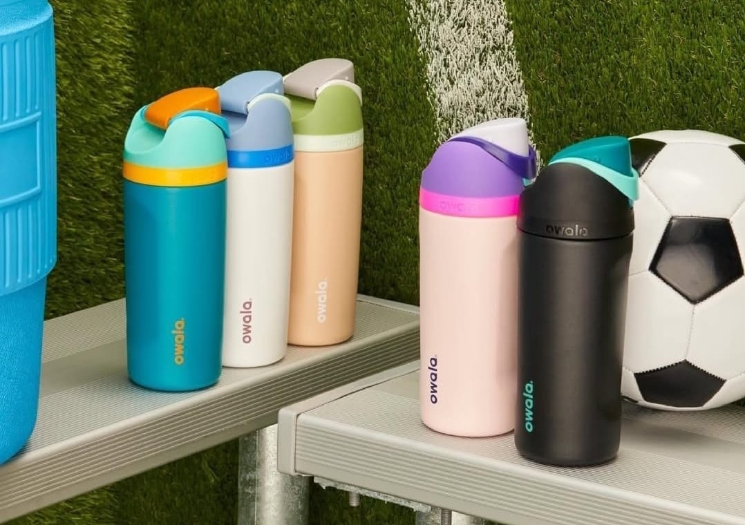 Produk populer dari brand tumbler Owala
