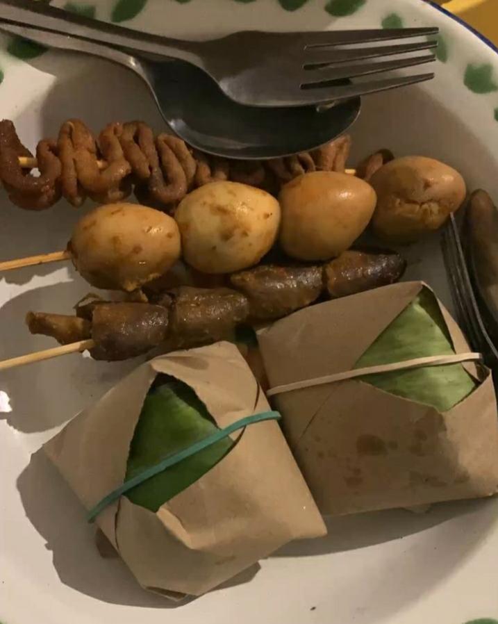 HEMAT DAN ENAK: Berikut rekomendasi tempat makan nasi kucing di Malang yang cocok untuk mahasiswa buat akhir bulan
