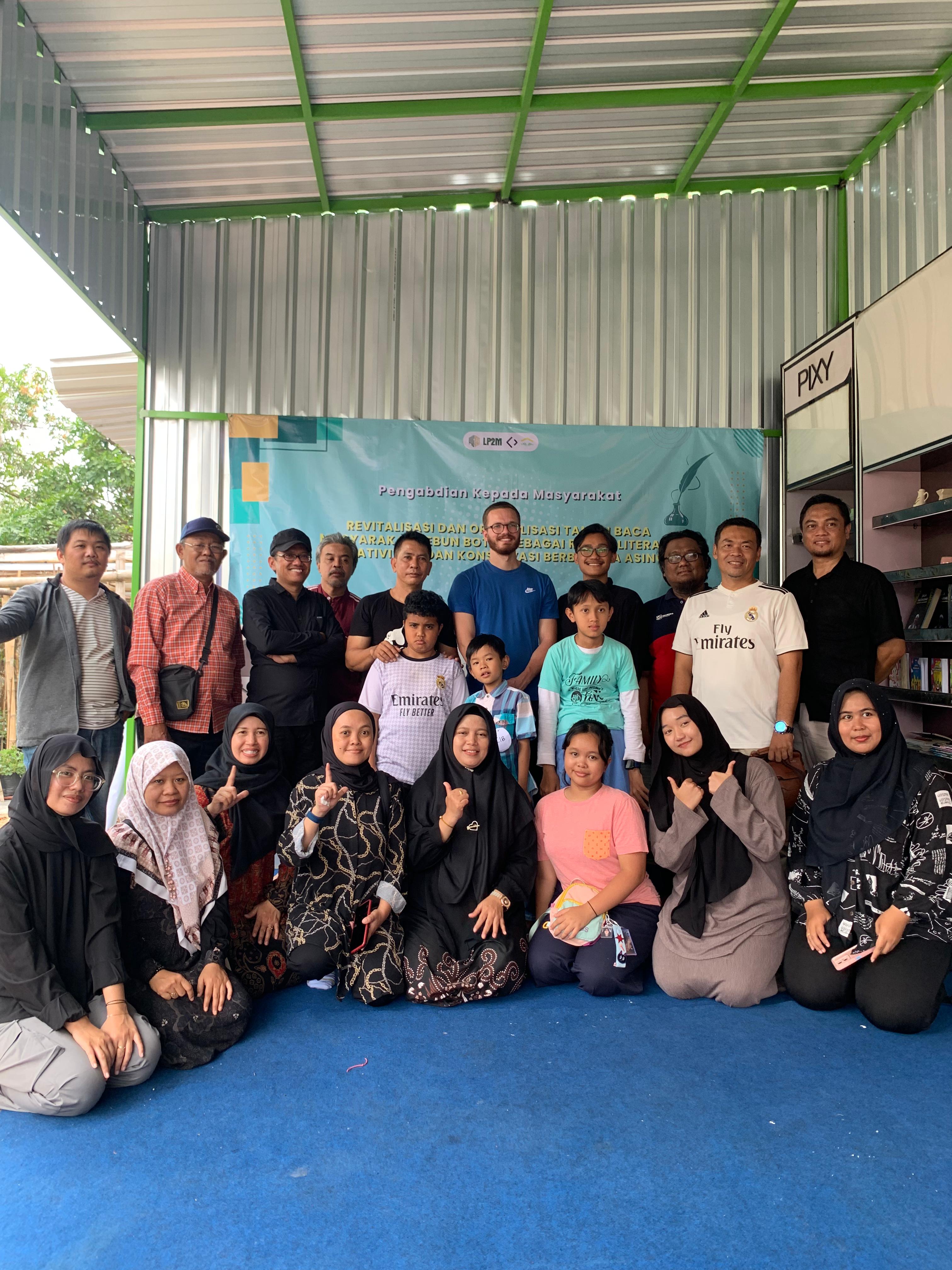 SEMARAK: Acara bartajuk Cakrawala Dunia dengan Belajar Bahasa Asing ini menghadirkan pengalaman belajar yang berbeda.dengan bule Jerman dan Belanda.