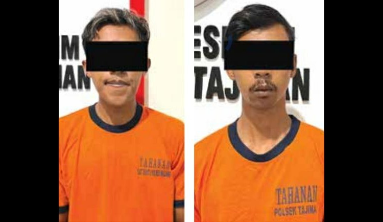 PEMBOBOL GUDANG: Dua pemuda berinisial berinisial ISA (kanan) 29 tahun, dan AFN 27 tahun asal Desa Tambakasri, Kecamatan Tajinan menjalani pemeriksaan di Polsek Taji