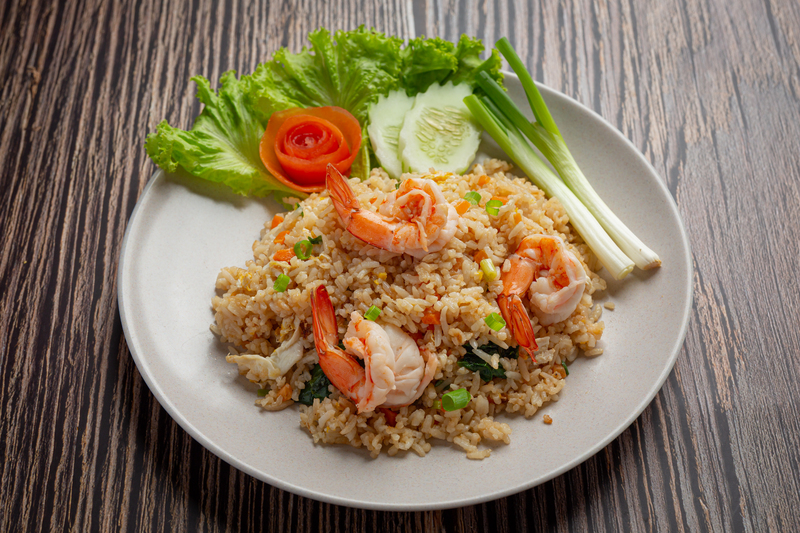 EKONOMIS: Nasi goreng enak dan tentunya tidak menguras kantong