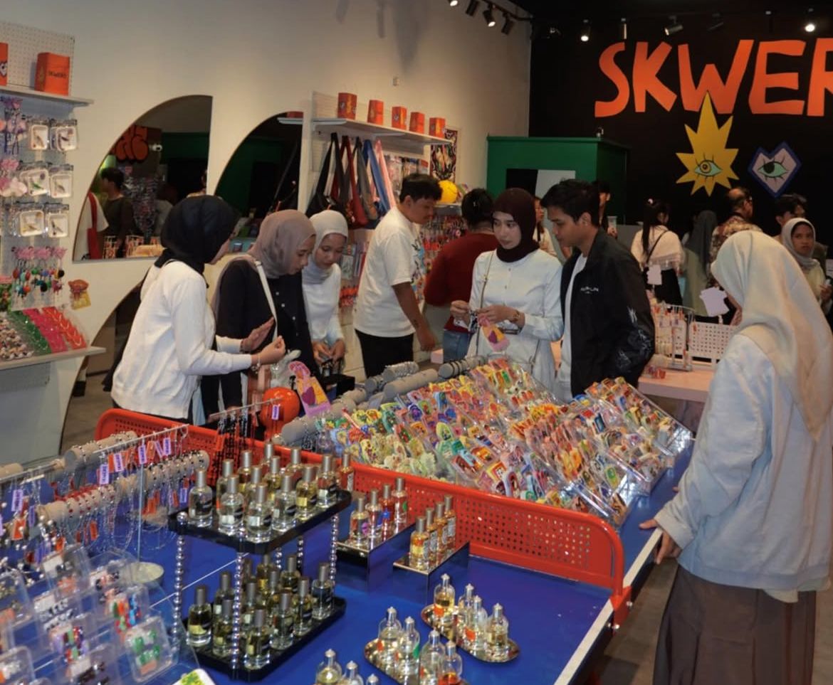 Salah satu spot di Skwero  yang menjual berbagai aksesoris