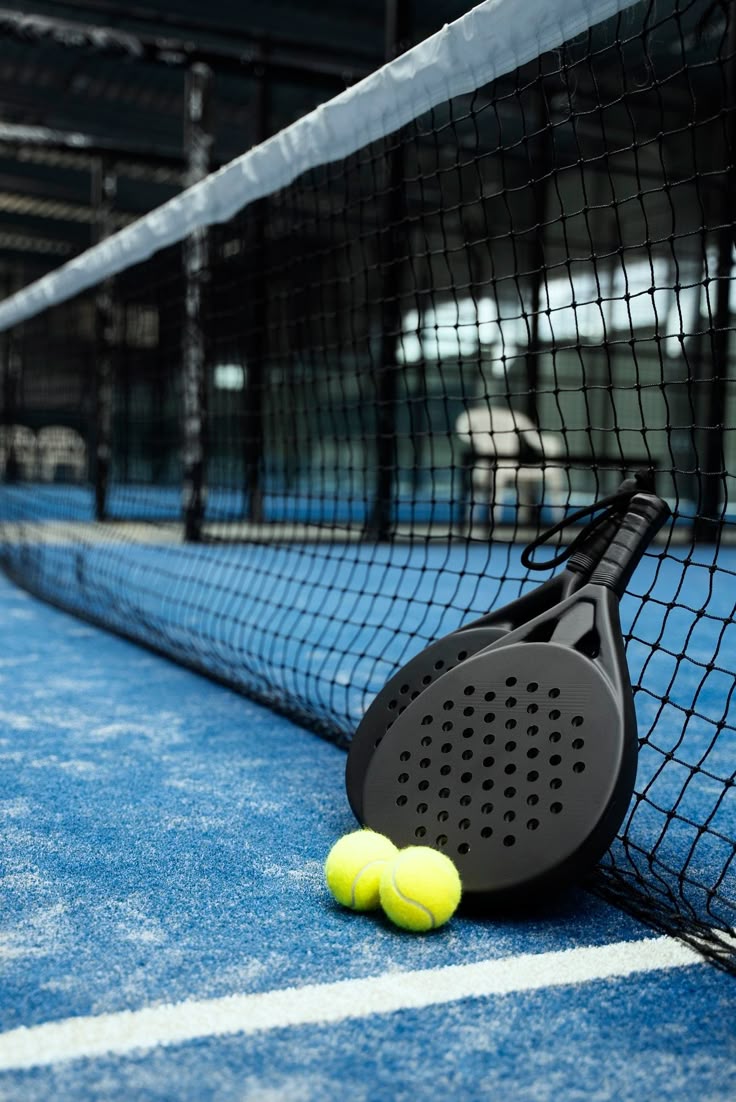 SEHAT DAN TRENDI: Lapangan padel modern di Malang siap manjakan pemain dengan fasilitas lengkap dan suasana nyaman