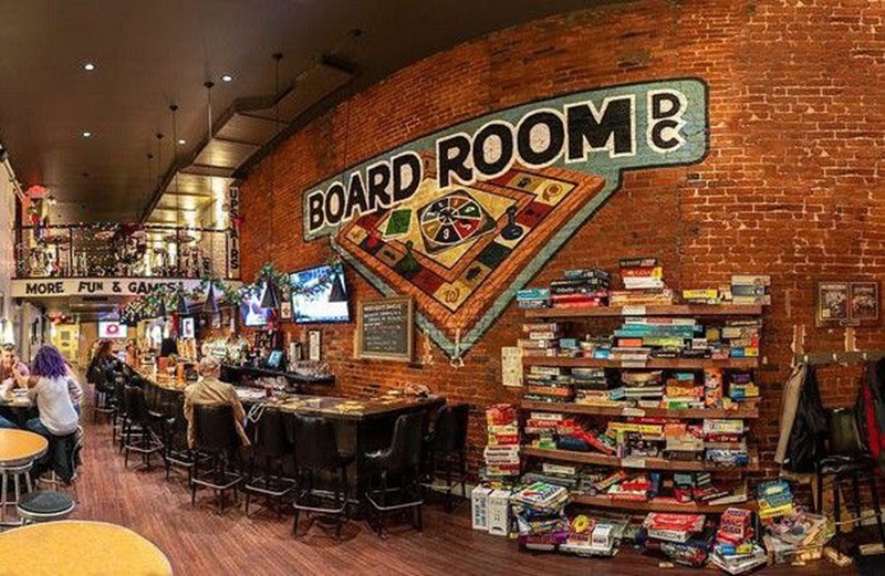 Ilustrasi Cafe Board Game Seru di Malang