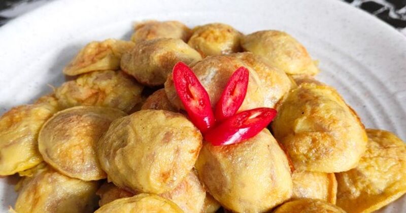 BULAT GENDUT: Pentol korea adalah pentol dengan dibalut telur dan digoreng